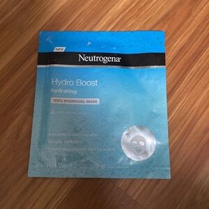 NWT Neutrogena Hydro Boost Hydrating Hydrogel Mask
